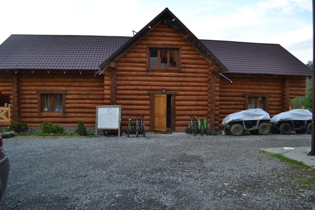 Roksolana Izki Exterior photo